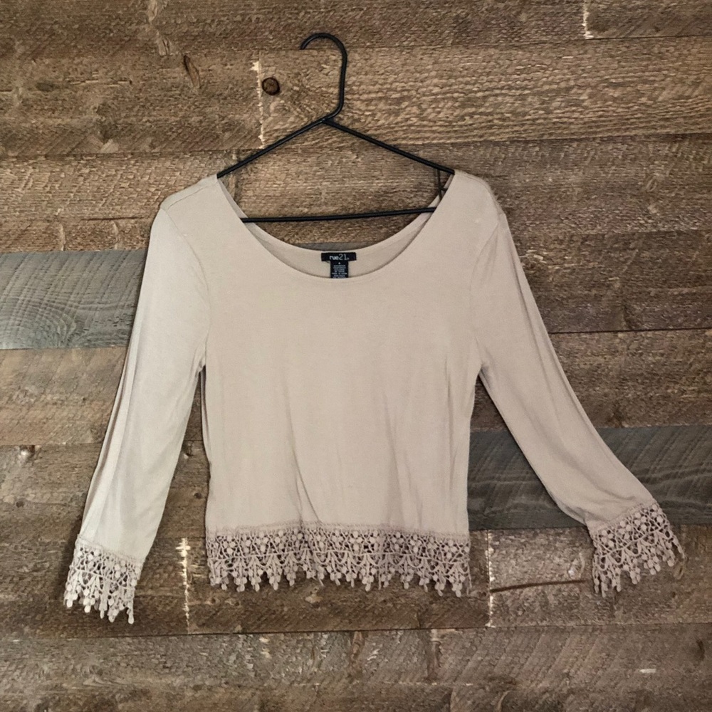 Flowy crop top